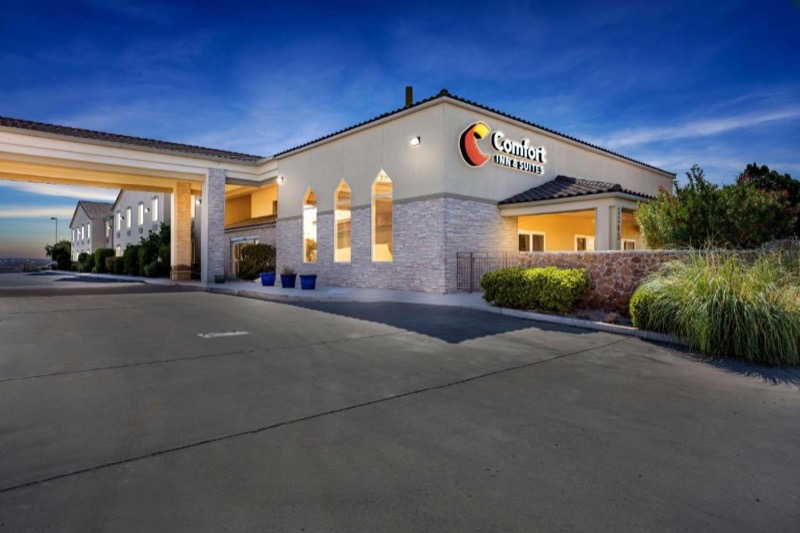 Comfort Inn & Suites